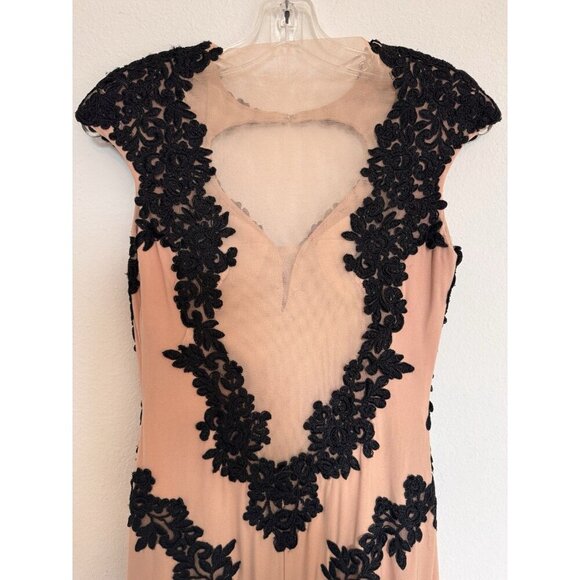 Betsy & Adam Floral Lace Woven Gown Dress Nude/Black Size 2 Low-Back Prom Tan - Picture 3 of 16